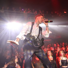 Mikolas Josef  je zpět na hudební scéně.