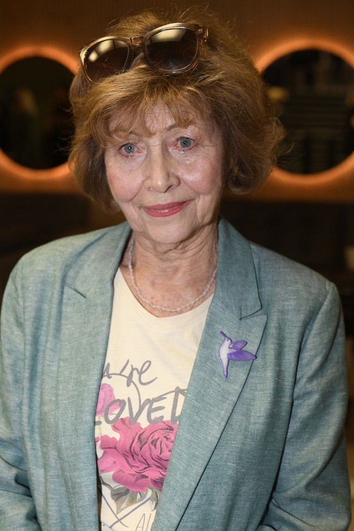 FOTO: Jana Jiskrová. – stránka 6