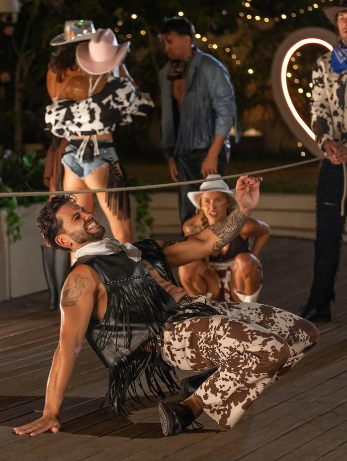 FOTO: David Kemeň si to očividně na Love Islandu užíval. – stránka 15