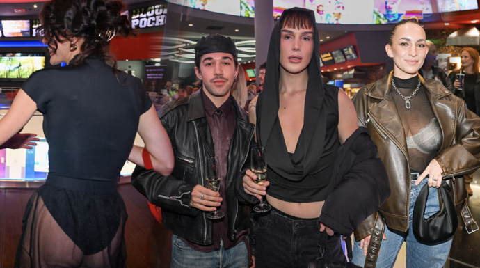 Foto k tématům Monika Timková, Tadeáš Kuběnka, Samantha Prachařová, Naked Attraction – stránka 11