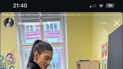 FOTO: Aneta Vignerová u voleb.