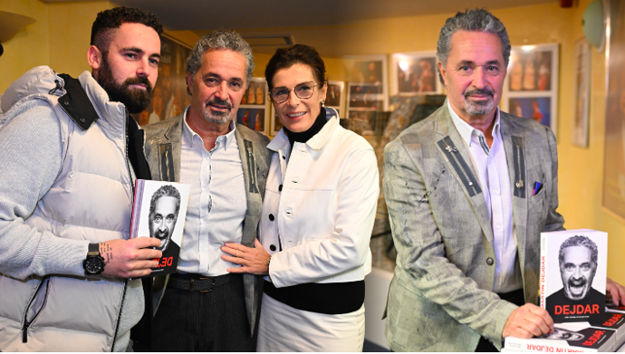 FOTO: Martin Dejdar pokřtil knihu. – stránka 10