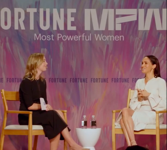 FOTO: Meghan se zúčastnila konference vlivných žen. – stránka 3