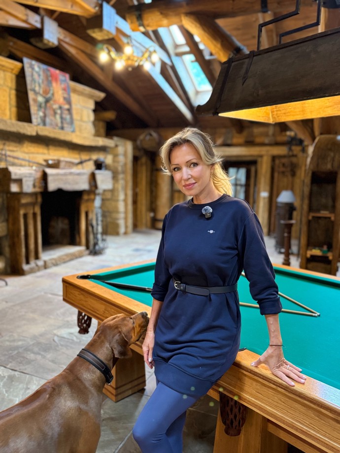 FOTO: Kateřina Brožová má blízko k  herci a dabérovi Lukášovi Malínkovi. – stránka 15