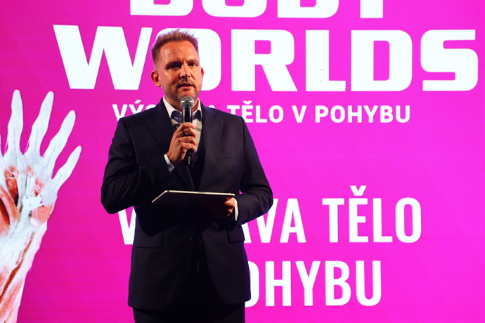 FOTO: Libor Bouček začal kvůli dětem cvičit. – stránka 7