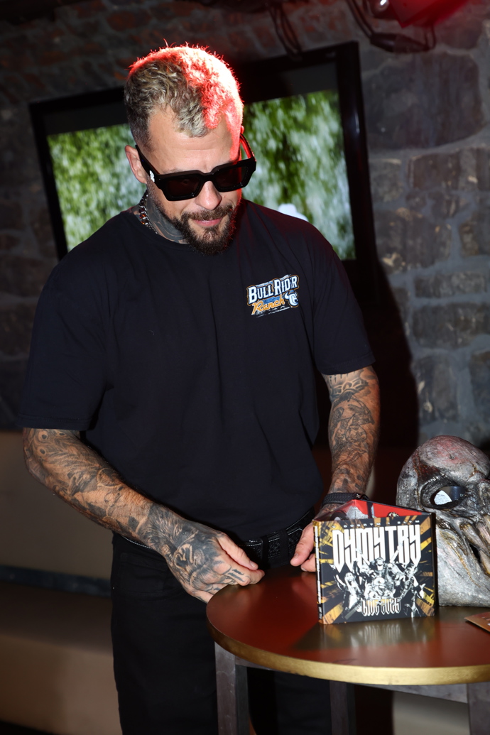 FOTO: Marpo se stal kmotrem nové desky kapely Dymytry. – stránka 7