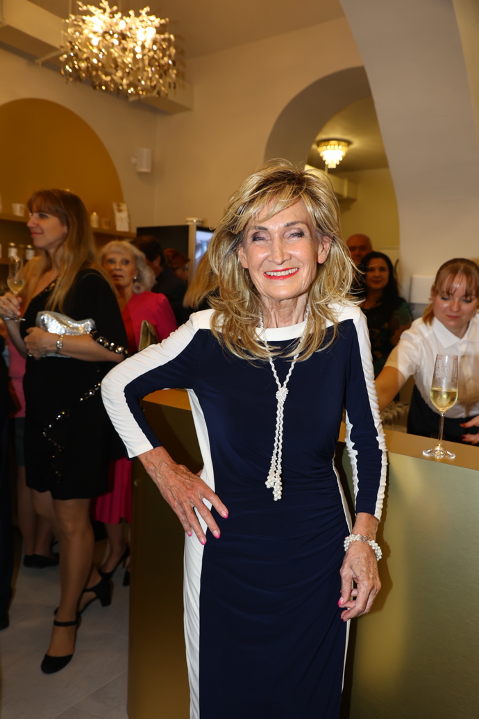 FOTO: Zuzana Bubílková měla hezké šaty.