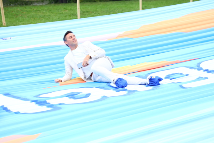 FOTO: Roman Vojtek blbnul na Margot akci. – stránka 1