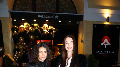 FOTO: Daniela Zálešáková s kamarádkou.