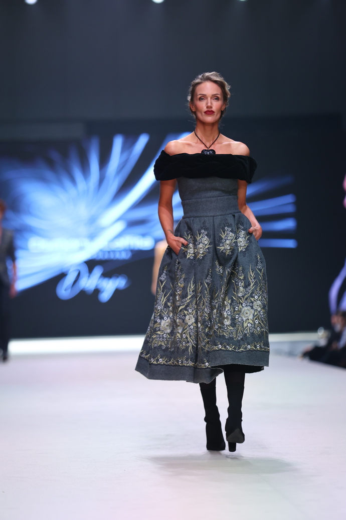 FOTO: Z módní přehlídky Osmana Laffity. – stránka 11