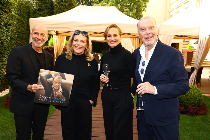 FOTO: Štefan Margita vydal nové album s názvem Andělé strážní. – stránka 1