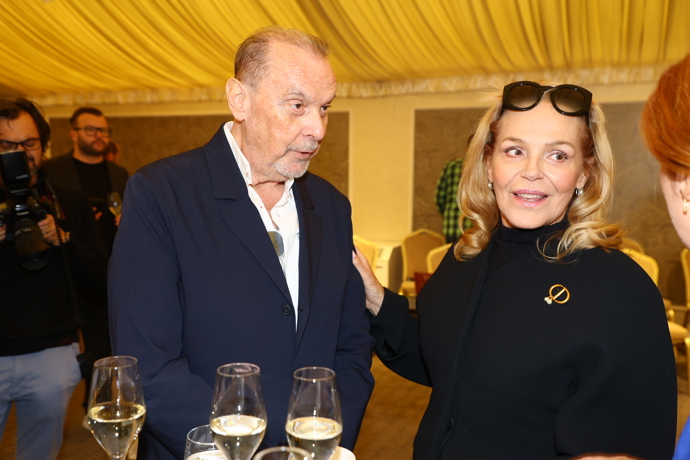 FOTO: Štefan Margita pozval Dagmar Havlovou. – stránka 22