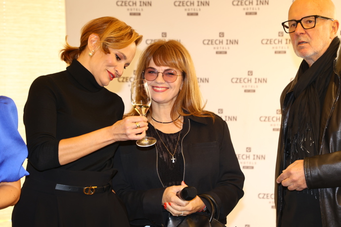 FOTO: Dorazila i Marta Jandová. – stránka 13