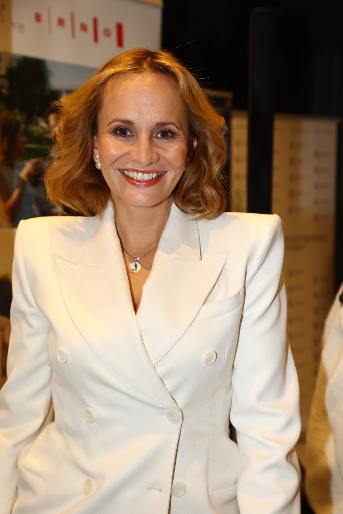 FOTO: Zpěvačka Monika Absolonová. – stránka 14