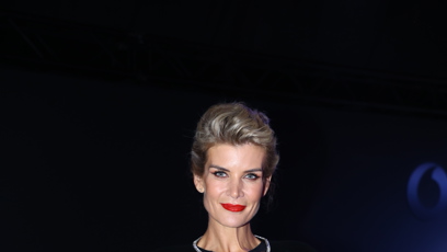 FOTO: Iveta Lutovská v nádherných šatech.