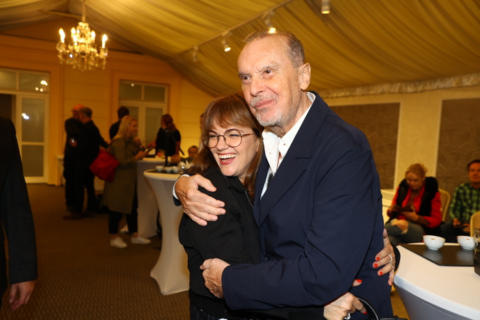 FOTO: Štefan Margita s Martou Jandovou. – stránka 5