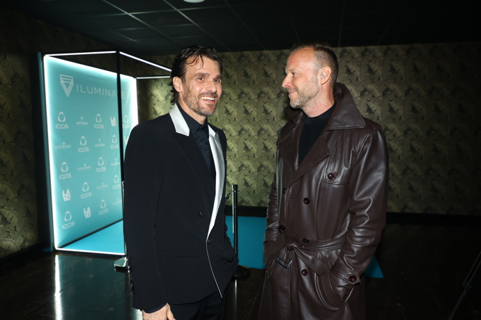 FOTO: Leoš Mareš rozdával úsměvy. – stránka 7