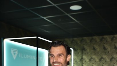 FOTO: Moderátor Leoš Mareš.