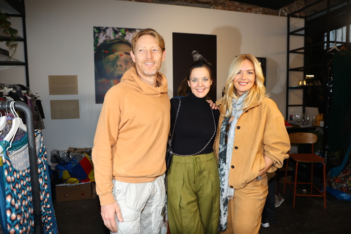 FOTO: Taťána Kuchařová a Lilia Khousnoutdinova s manželem Karlem.