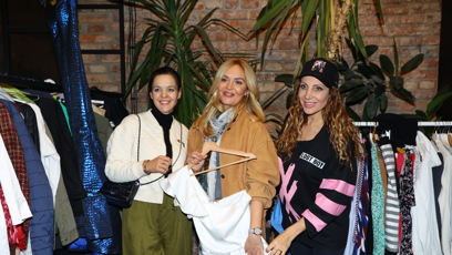 FOTO: Olga Lounová s Taťánou Kuchařovou a Lili Khousnoutdinovou.