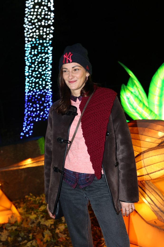 FOTO: Bára Jánová dorazila s neznámým mužem. – stránka 4