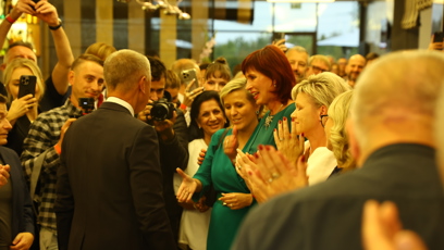 FOTO: Andrej Babiš dorazil do štábu.