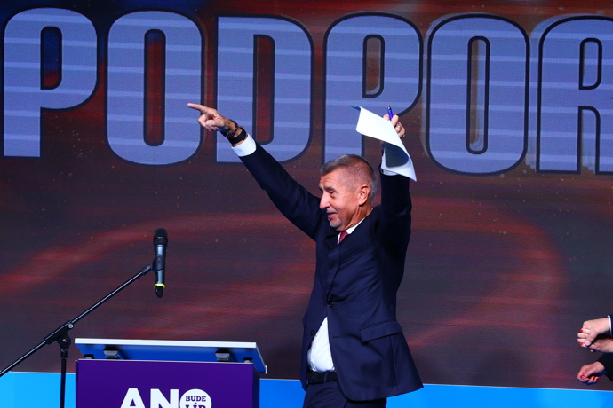 FOTO: Andrej Babiš. – stránka 107