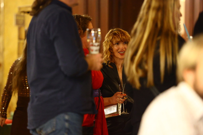 FOTO: Vica Kerekes si premiéru filmu užívala. – stránka 49