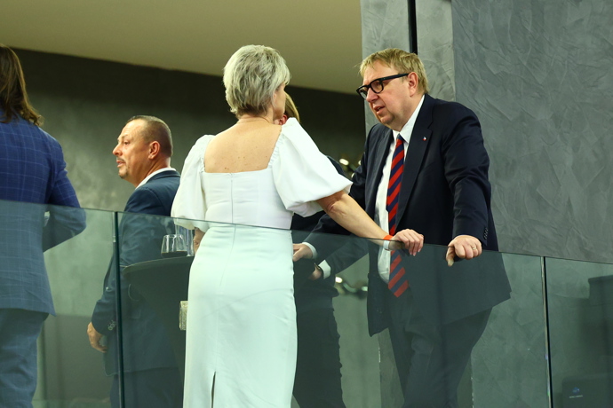 FOTO: Aleš Juchelka ve štábu. – stránka 85