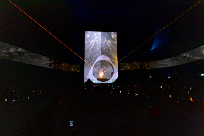 FOTO: Značka Seletti  s dalšími umělci přichystali velkolepou show. – stránka 1