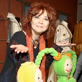 Magdalenu Reifovou má většina z nás neodmyslitelně spojenou s Majdou z Kouzelné školky, zahrála si ale i ve filmech - namátkou Páni kluci nebo Brácha za všechny peníze. Objevila se také v televizním počinu Dialogy pro klarinet, cimbál a bicí.