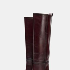 Kožené kozačky na širokém podpatku, Zara, 2999 Kč