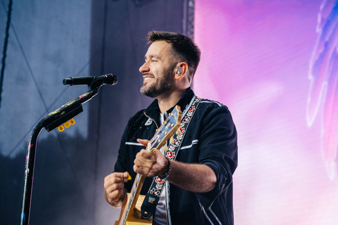 FOTO: Marek Ztracený plánuje velký koncert příští rok. – stránka 11