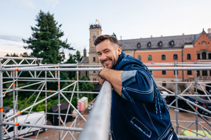 FOTO: Marek Ztracený plánuje největší koncert své kariéry. – stránka 14