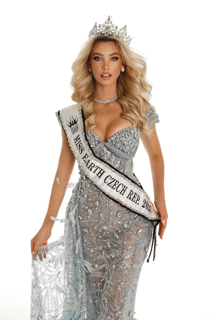 FOTO: Natálie Puškinová je vítězkou. – stránka 28