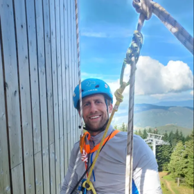 Roman obětavě pomáhal druhým.