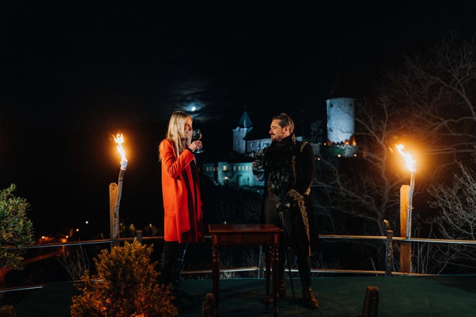 FOTO: Zrádkyně Mia a Vojta Kotek. – stránka 33