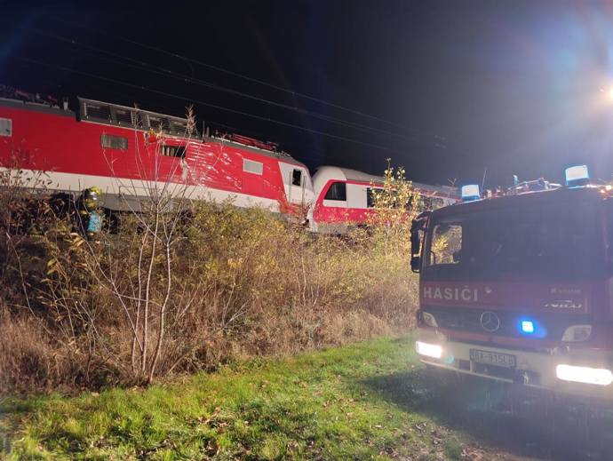 FOTO: Tragická srážka vlaků na Slovensku. – stránka 4