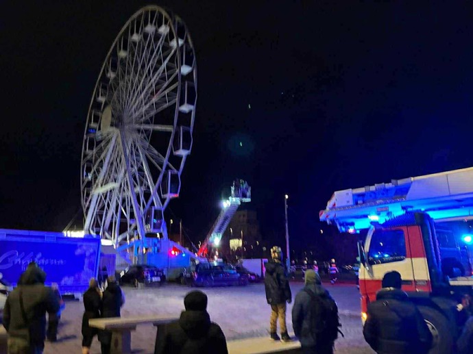 FOTO: Použití automobilového žebříku při evakuaci osob. – stránka 5