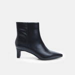 Kožené kotníčkové boty na podpatku, Baťa, 1999 Kč