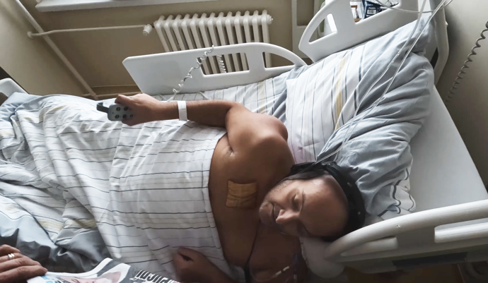 FOTO: Patrik Hezucký v nemocnici tráví druhý týden. – stránka 6