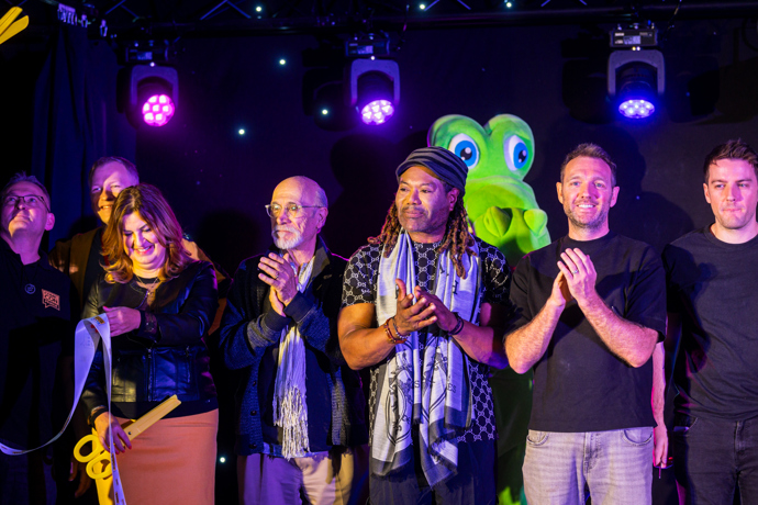 FOTO: Christopher Judge jako hlavní hvězda. – stránka 6