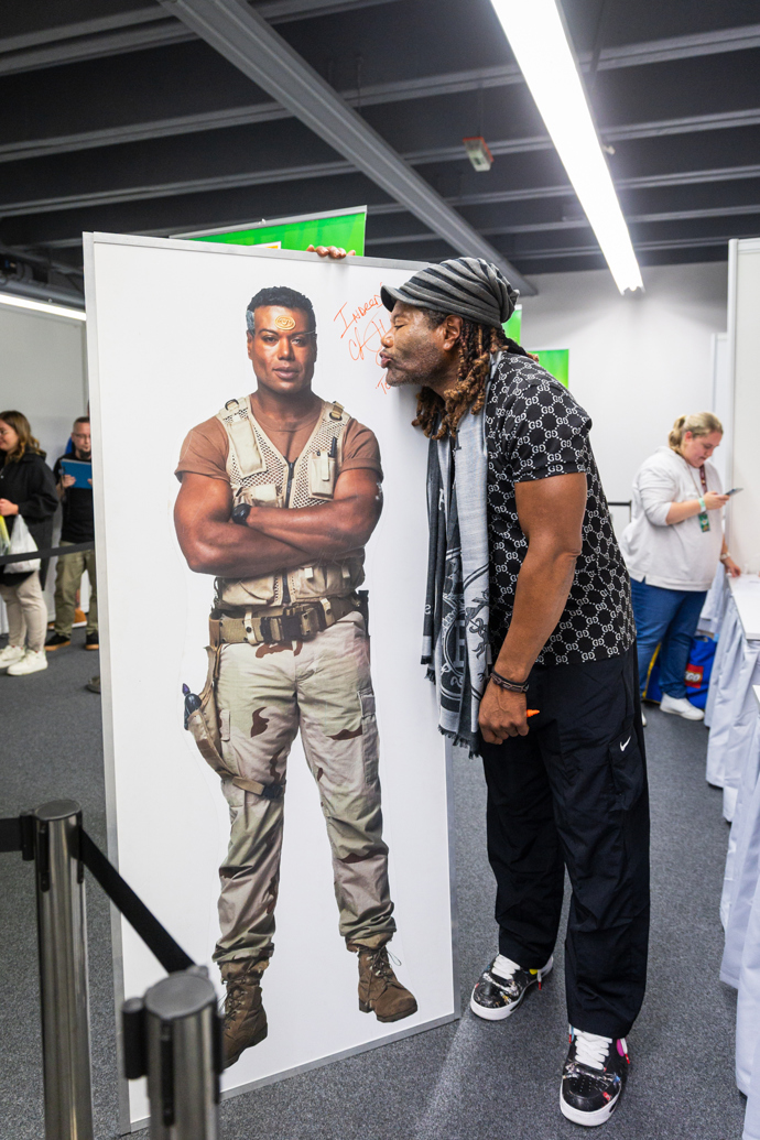 FOTO: Christopher Judge se proslavil rolí v seriálu Hvězdná brána. – stránka 7