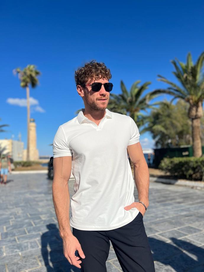 FOTO: Míra žil pomalu jako mnich. – stránka 4