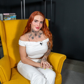 Odvážná sexy zrzka Tereza alias Osladinda