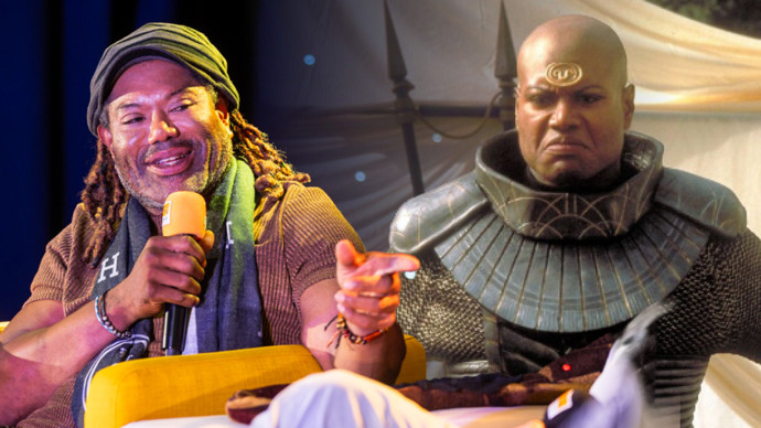 FOTO: Christopher Judge se změnil k nepoznání.