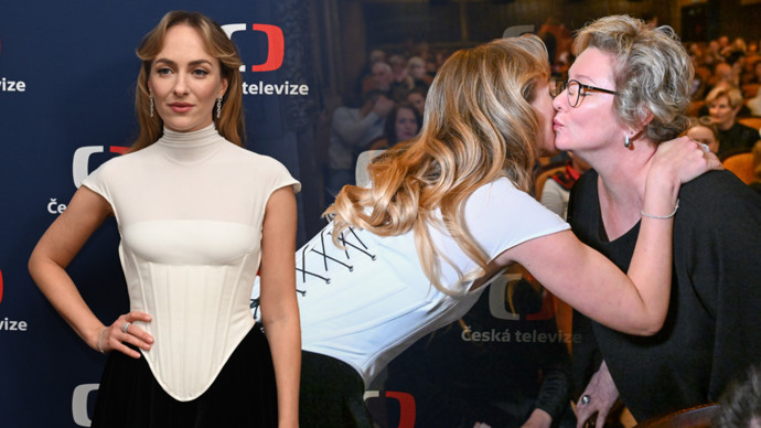 FOTO: Elizaveta Maximová ukázala maminku. – stránka 5