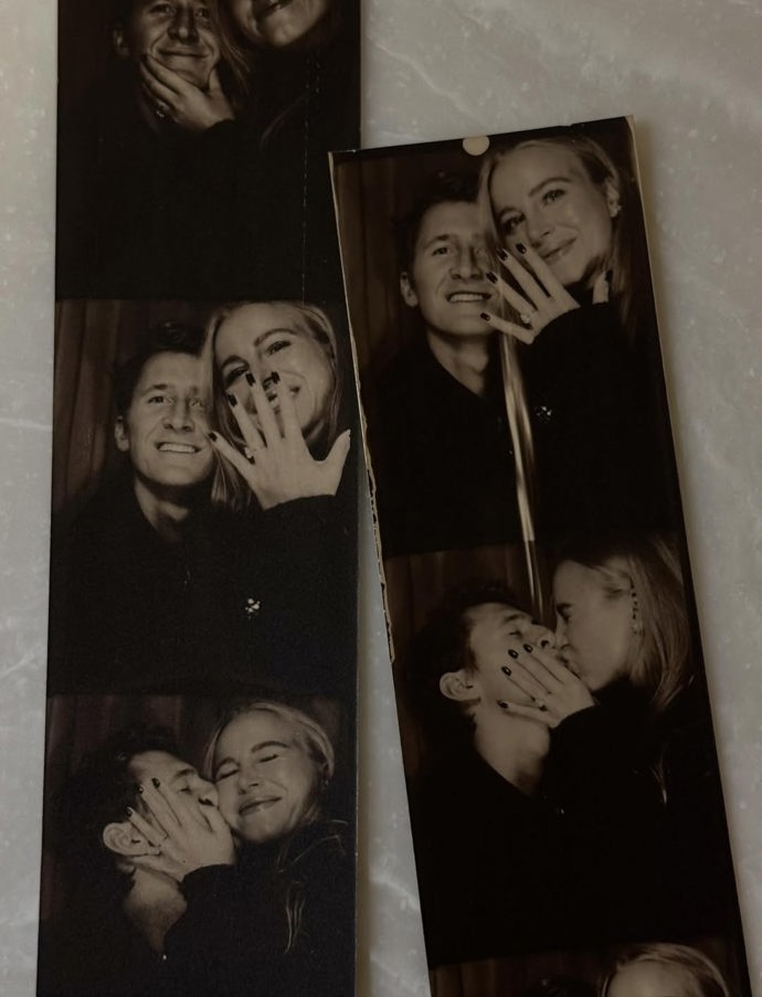 FOTO: Mladý pár se zasnoubil. – stránka 1