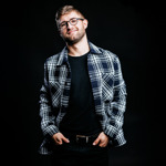 Proslavil se písní o mrtvém křečkovi. 