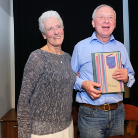 Nejprve se živil všelijak, neopovrhl ani úklidem, později ale začal studovat medicínu a student byl velmi úspěšný.